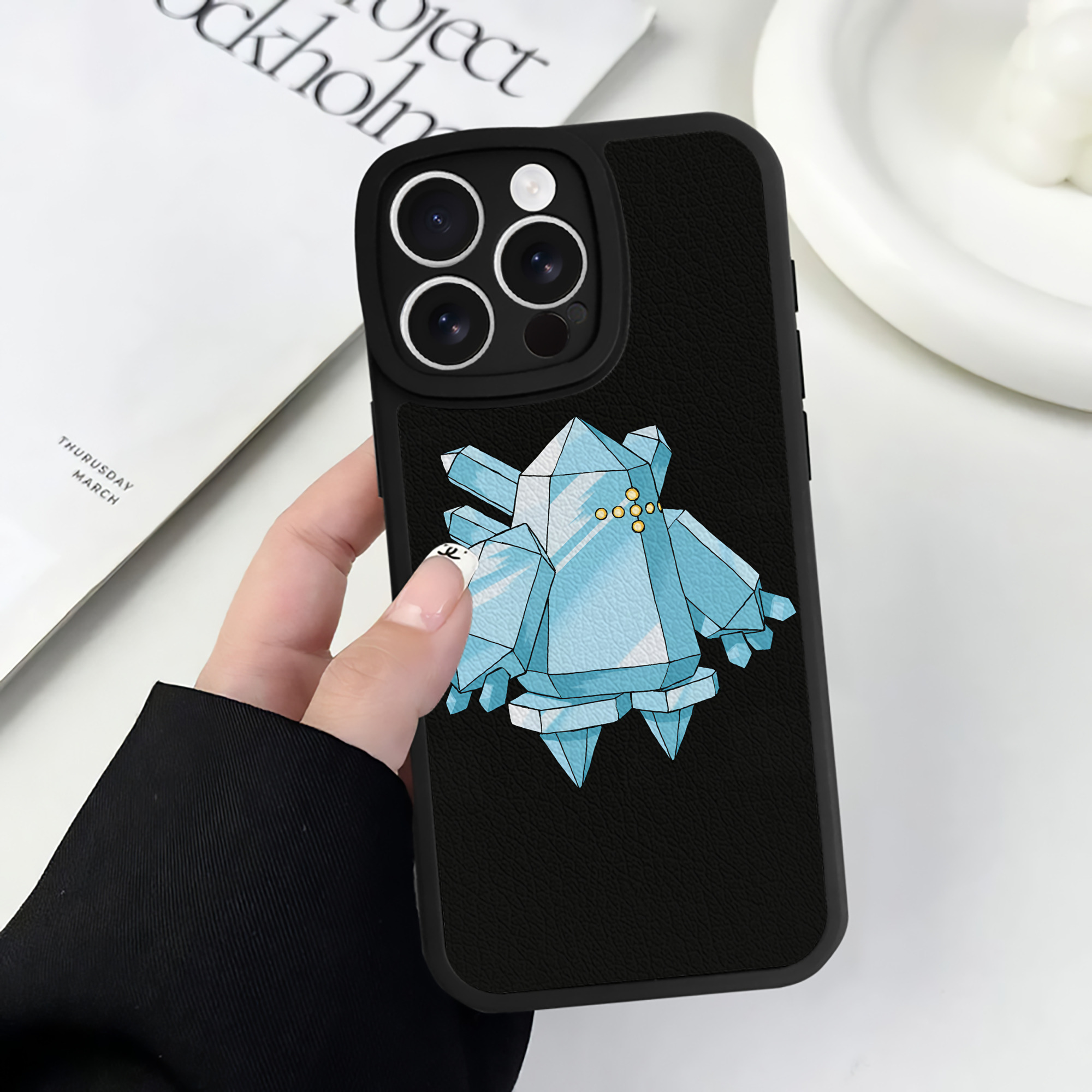 （画像用） ポケットモンスター Pokémon 【iPhone 16シリーズ対応】シリコンスマホケース（レザー調） 材質：シリコン
